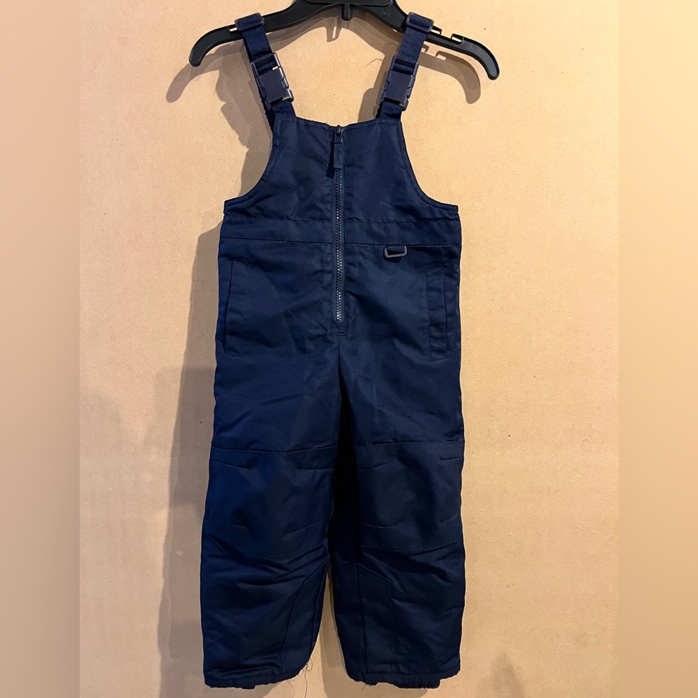 Kids blue snow pant, size 3T, with pockets